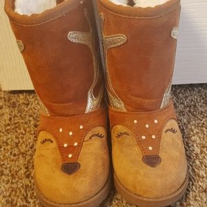 Cat & Jack reindeer boots